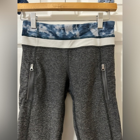 Lululemon colorblock waist leggings with mesh inserts - Picture 2 of 6